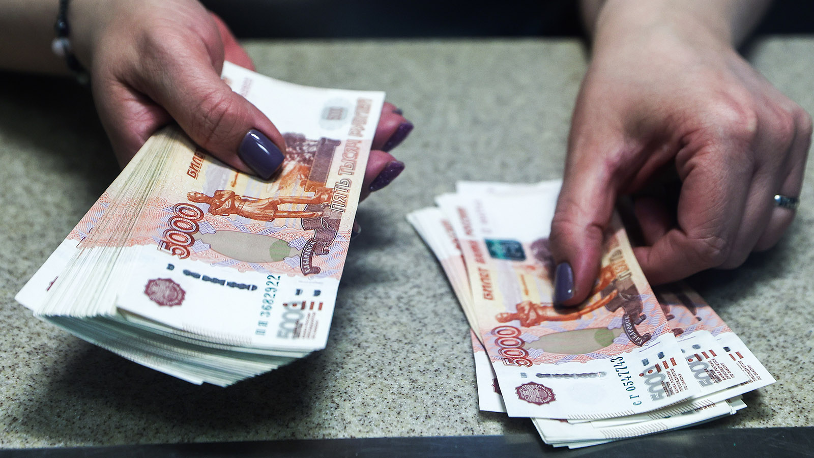 Валюта по указу: как поможет рублю обязательная продажа экспортной выручки